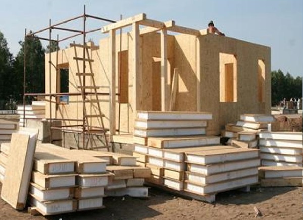 Заказать дом из щитовых панелей в Апатитах от 2009441 руб